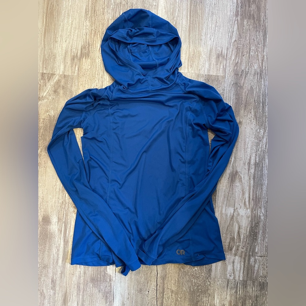 Women outdoor research sun hoodie size medium